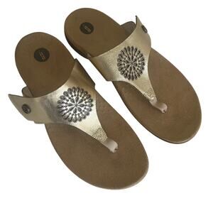 Revitalign Women's 9 Orthotic Comfort Flip Flop Sandal Gold Medallion